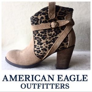 American Eagle leopard print tan booties SZ 6